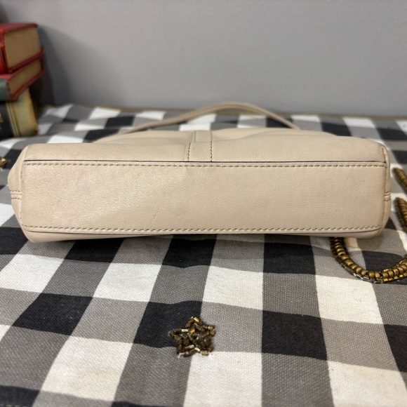 Coach Beige Leather Turn Lock Mini Bag/Wristlet GUC - Picture 4 of 5